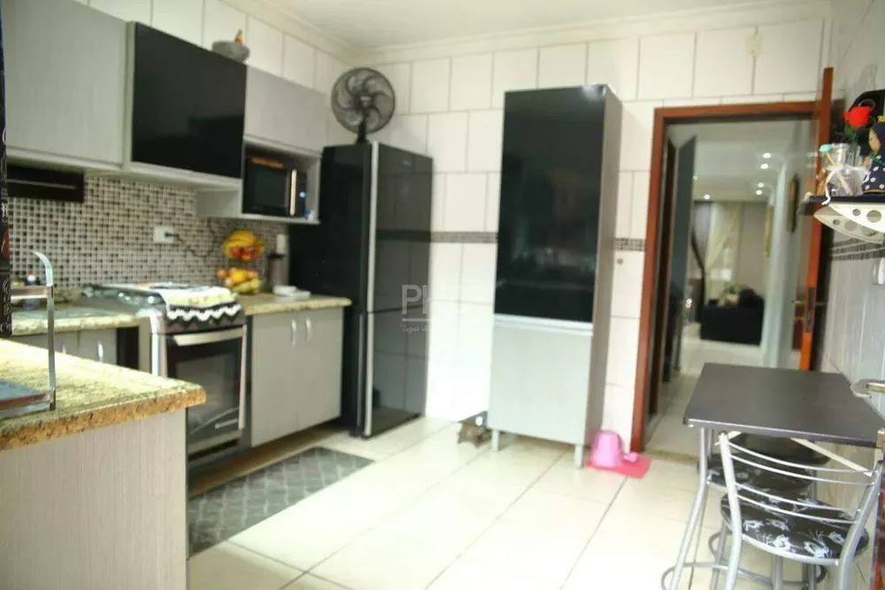 Sobrado, 3 quartos, 136 m² - Foto 1