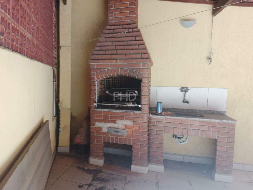 Casa à venda com 4 quartos, 255m² - Foto 4