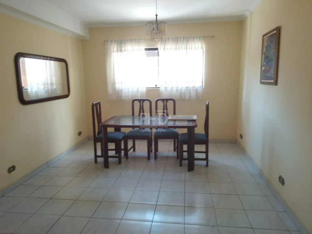 Casa, 4 quartos, 255 m² - Foto 2