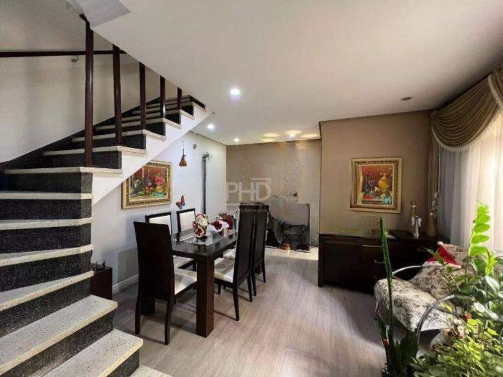 Sobrado, 3 quartos, 131 m² - Foto 1