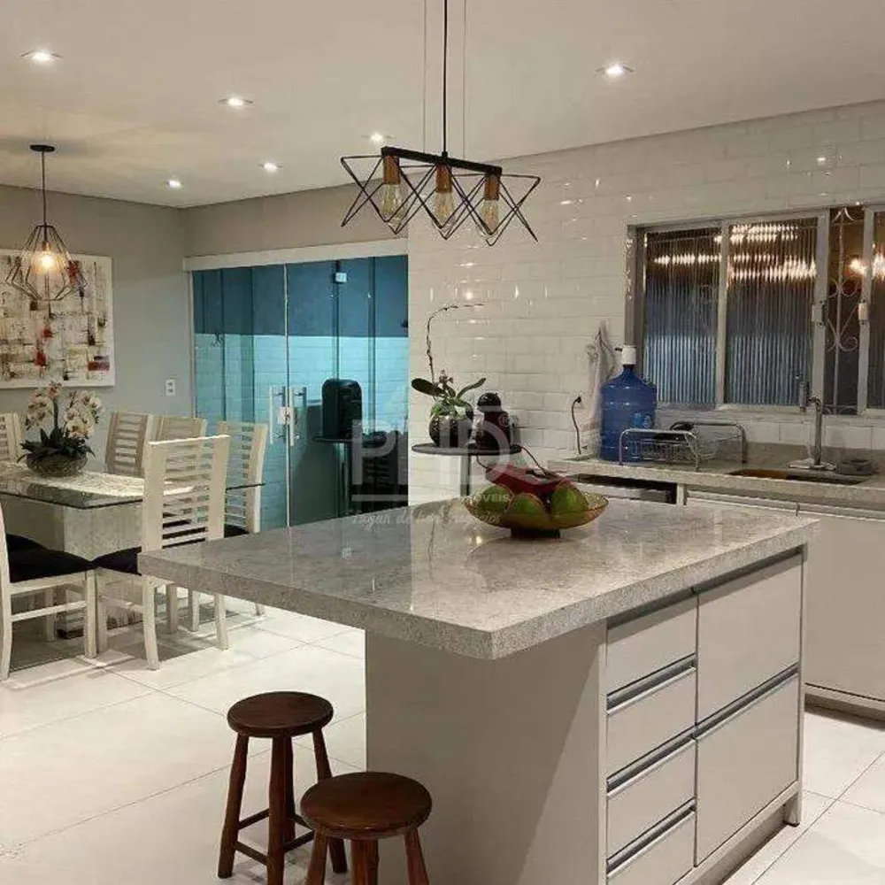 Sobrado, 3 quartos, 222 m² - Foto 3