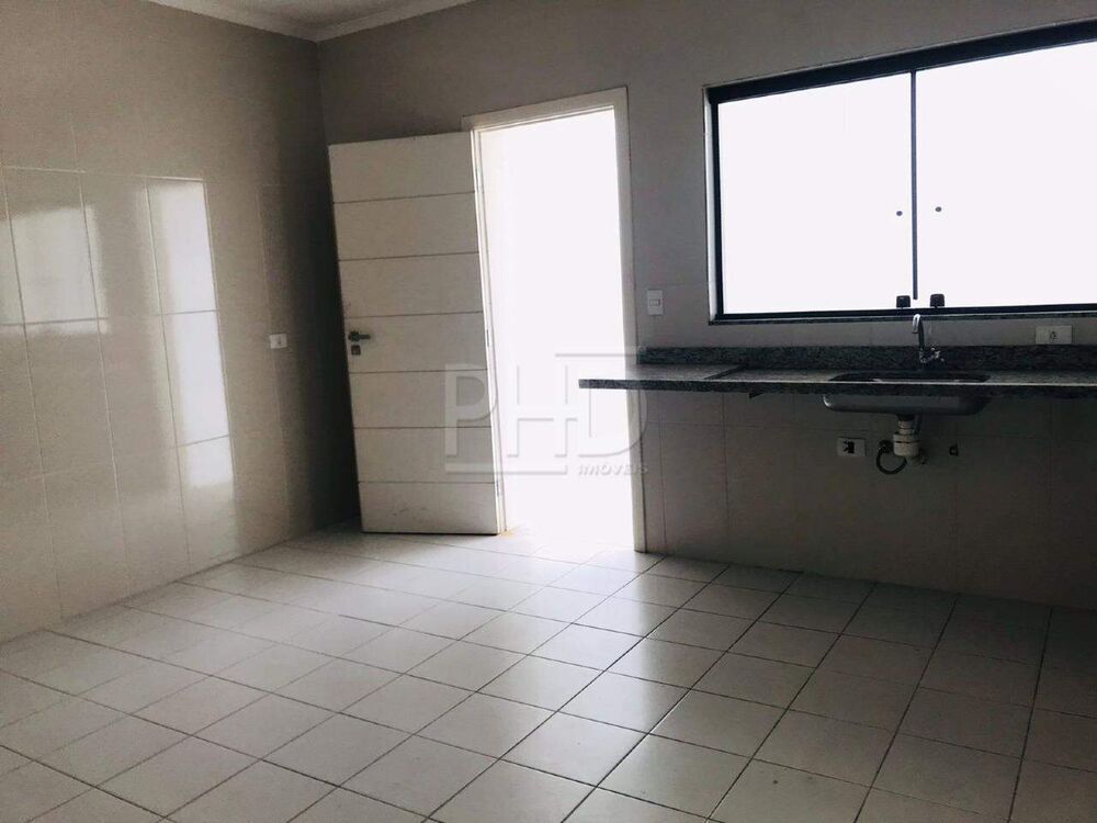 Sobrado, 3 quartos, 192 m² - Foto 3