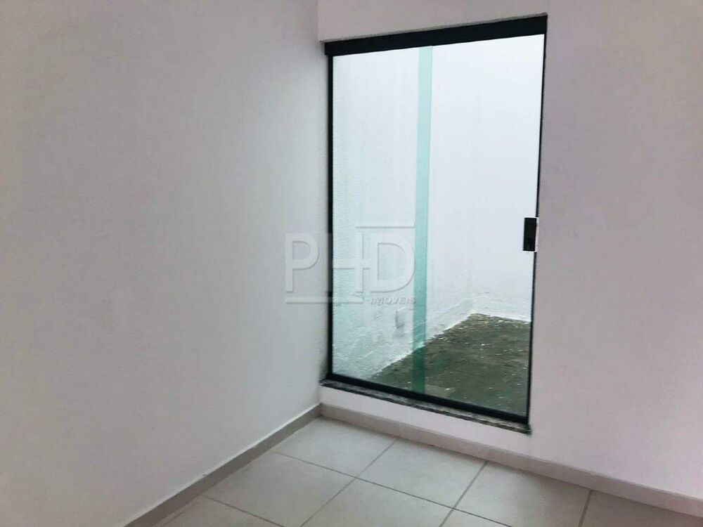 Sobrado, 3 quartos, 192 m² - Foto 2