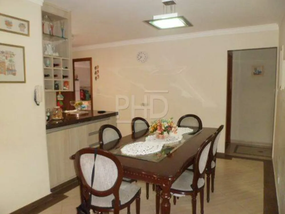 Casa, 3 quartos, 232 m² - Foto 3