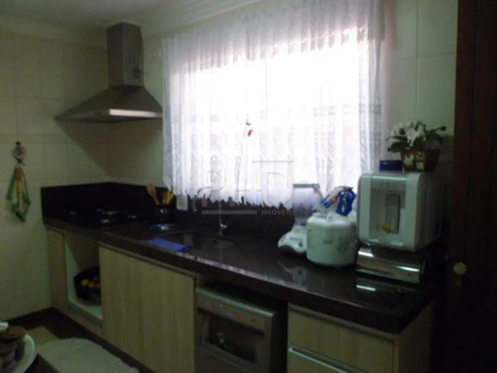Casa, 3 quartos, 232 m² - Foto 1