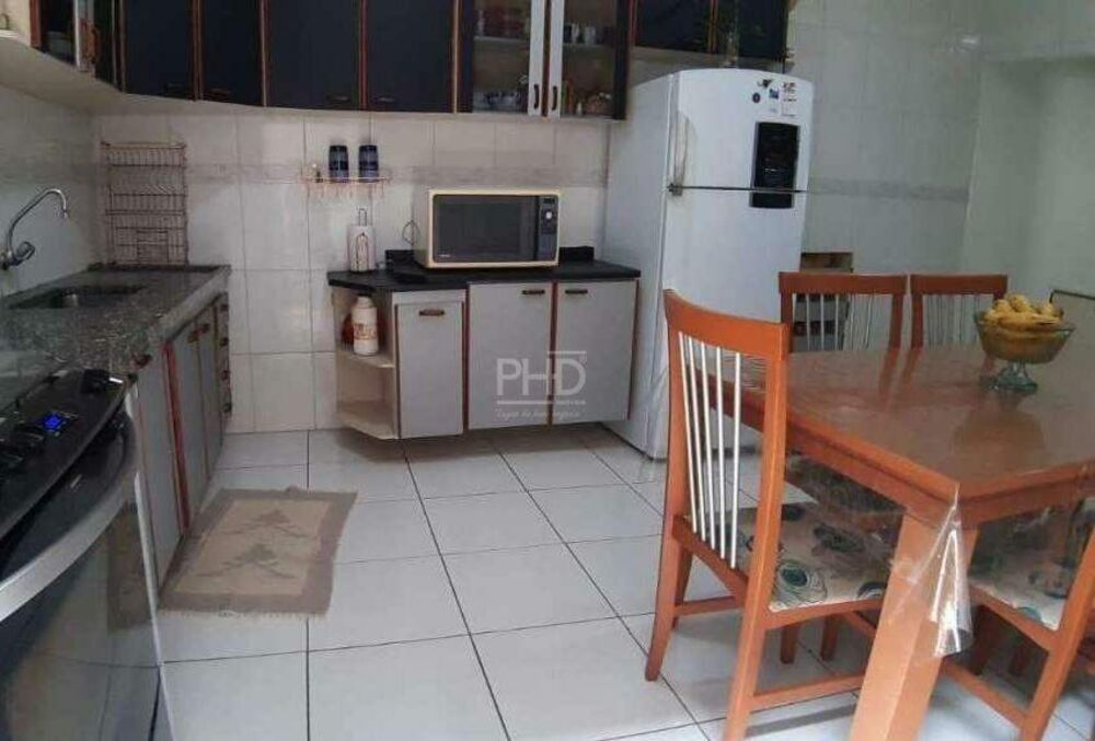 Sobrado, 3 quartos, 166 m² - Foto 1