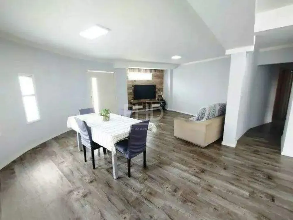 Sobrado, 3 quartos, 207 m² - Foto 3