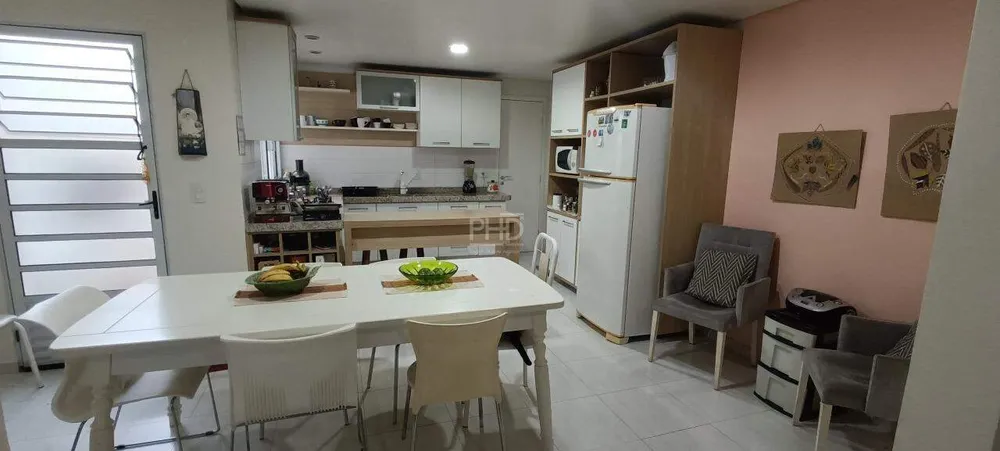 Sobrado, 3 quartos, 254 m² - Foto 1