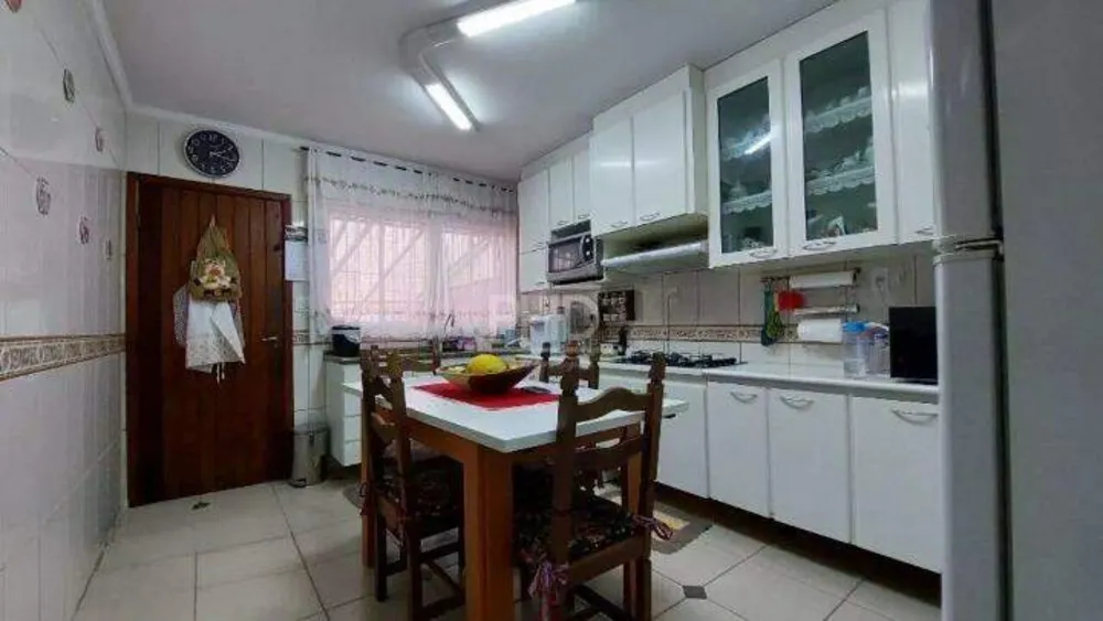 Casa, 3 quartos, 243 m² - Foto 5