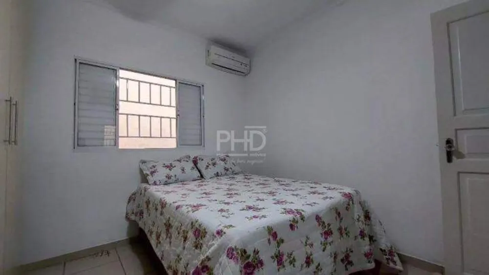 Casa, 3 quartos, 243 m² - Foto 1
