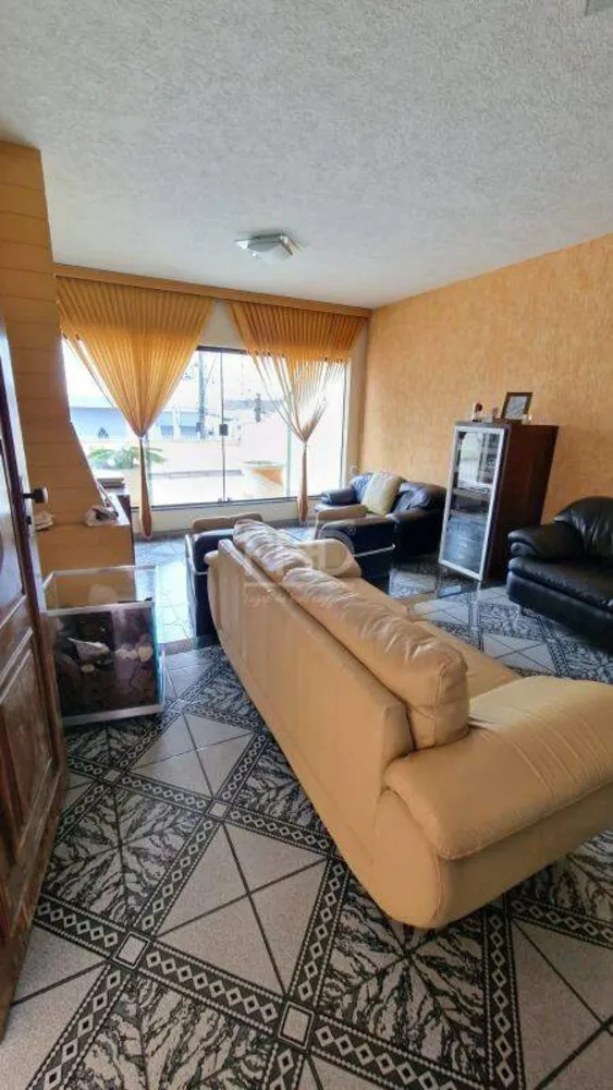 Sobrado, 3 quartos, 258 m² - Foto 4