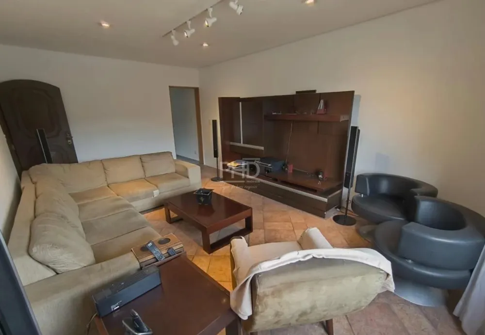 Sobrado, 6 quartos, 235 m² - Foto 2