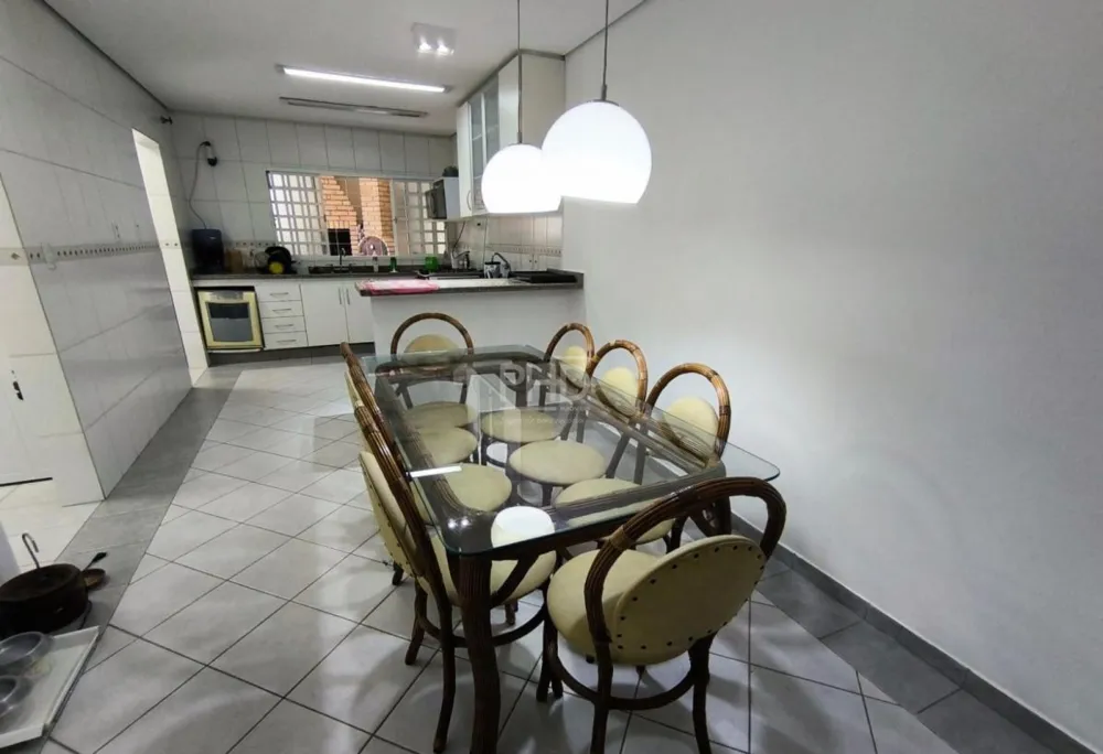Sobrado, 6 quartos, 235 m² - Foto 3
