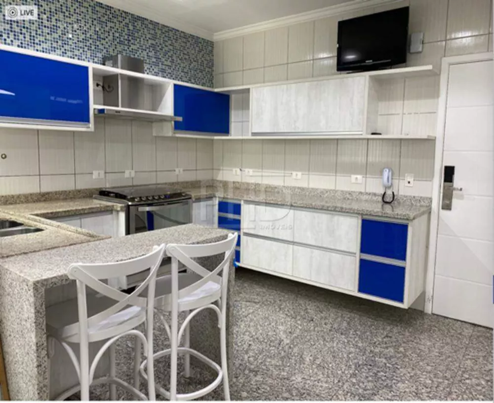 Apartamento à venda com 3 quartos, 167m² - Foto 9