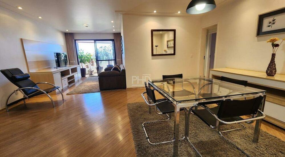 Apartamento à venda com 3 quartos, 130m² - Foto 1