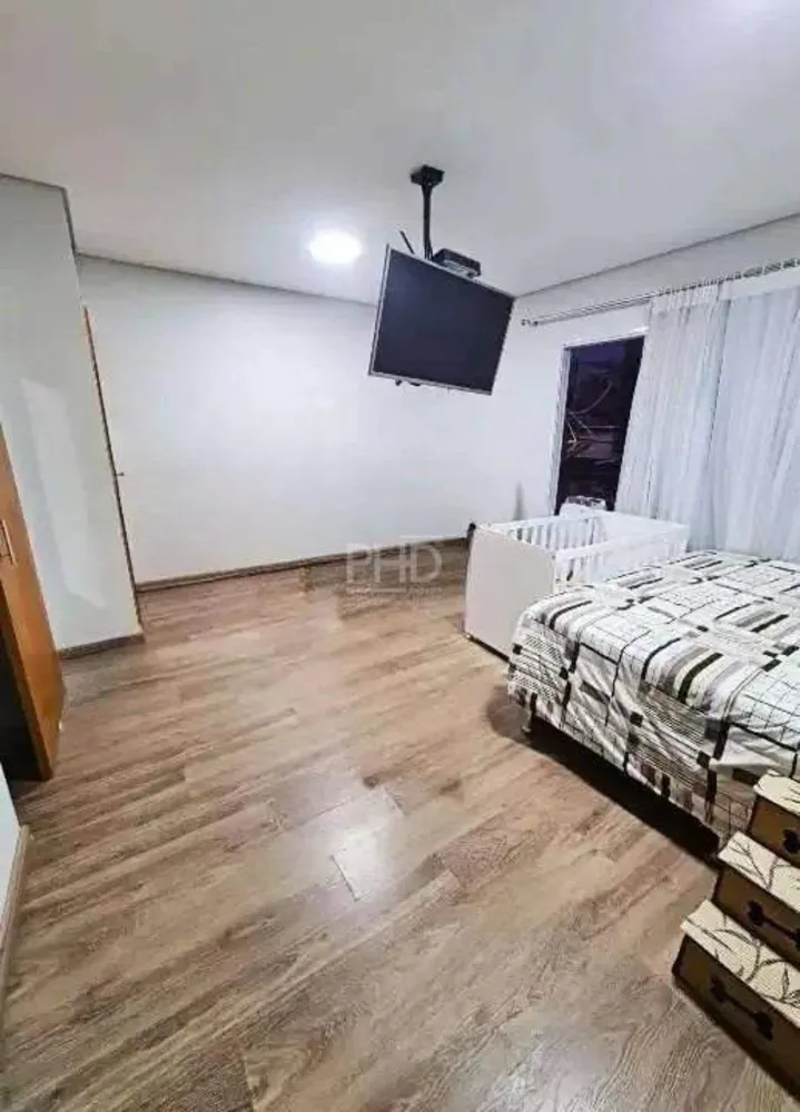 Sobrado, 3 quartos, 274 m² - Foto 2