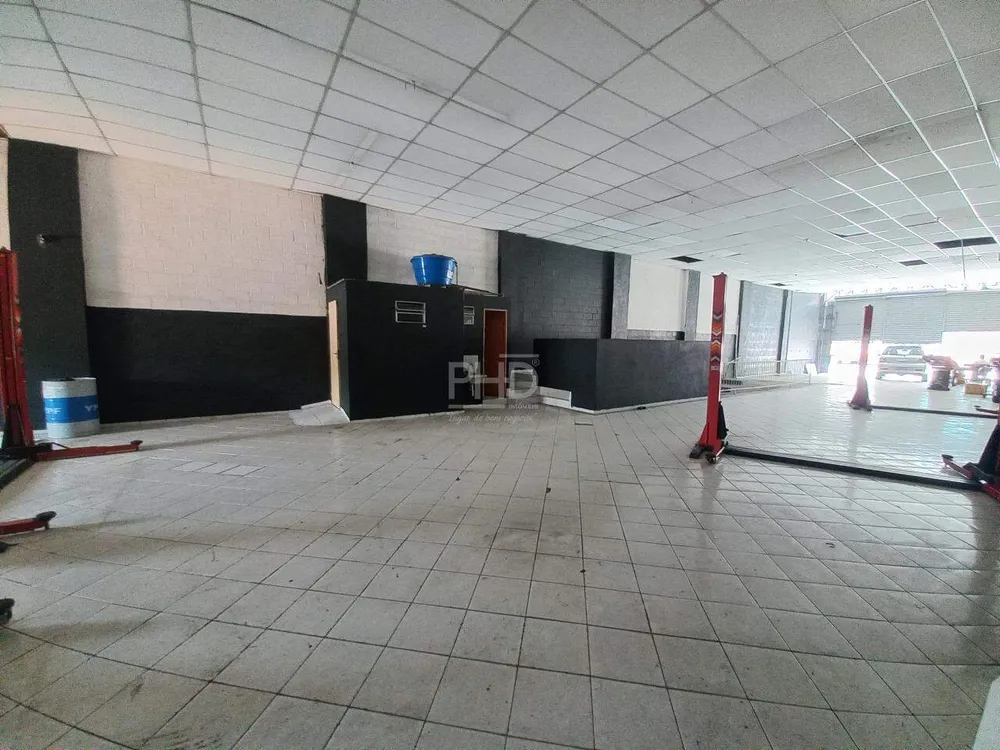 Loja-Salão, 686 m² - Foto 1