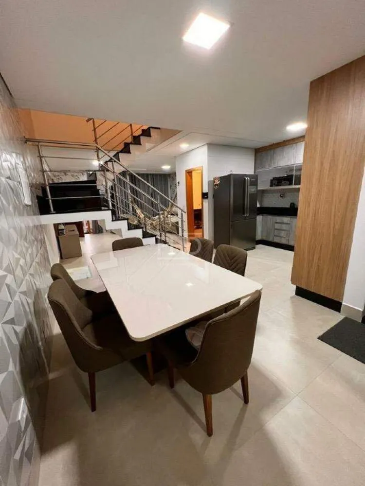 Sobrado, 5 quartos, 243 m² - Foto 7