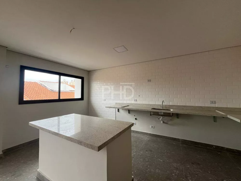 Sobrado à venda com 3 quartos, 200m² - Foto 4