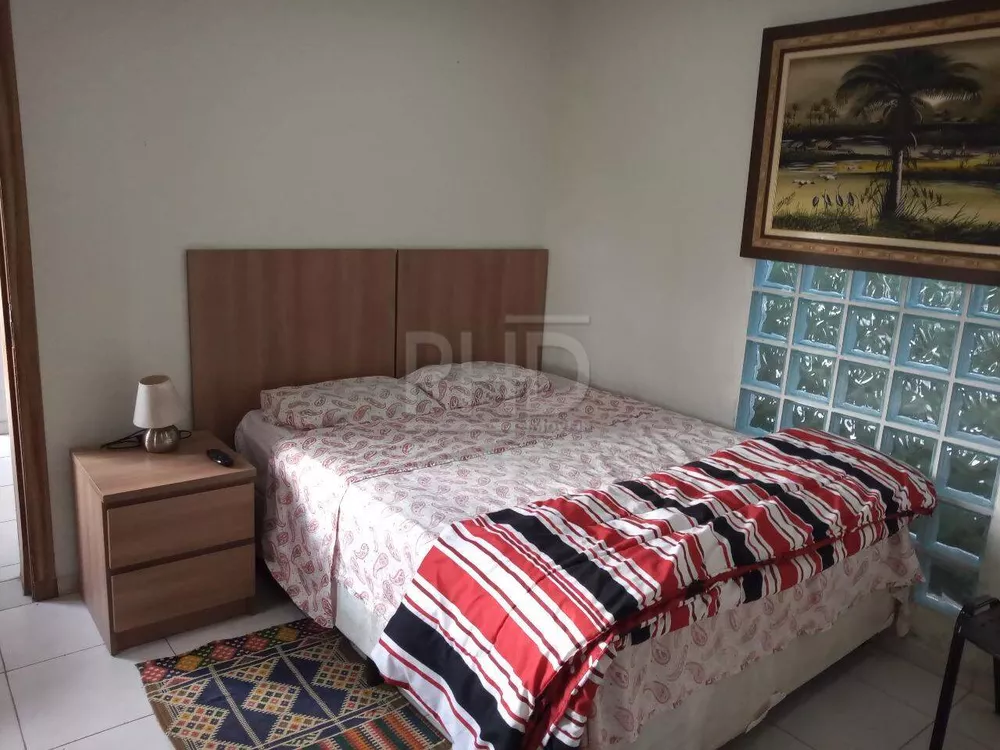 Casa, 5 quartos, 234 m² - Foto 1