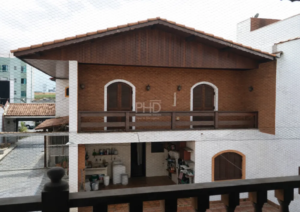 Sobrado, 4 quartos, 540 m² - Foto 1