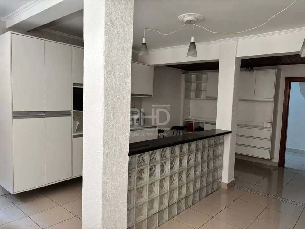 Sobrado, 3 quartos, 242 m² - Foto 8