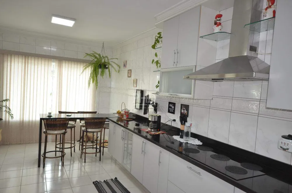 Sobrado, 3 quartos, 330 m² - Foto 11