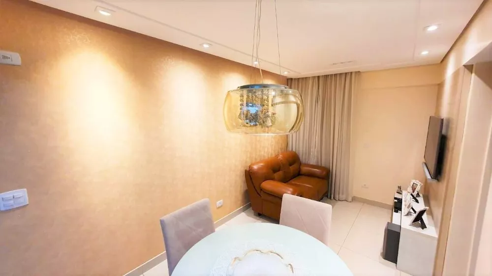 Apartamento à venda com 2 quartos, 52m² - Foto 2