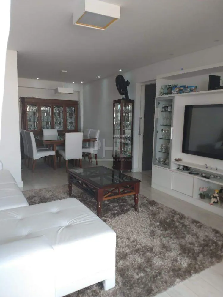 Apartamento, 3 quartos, 135 m² - Foto 2