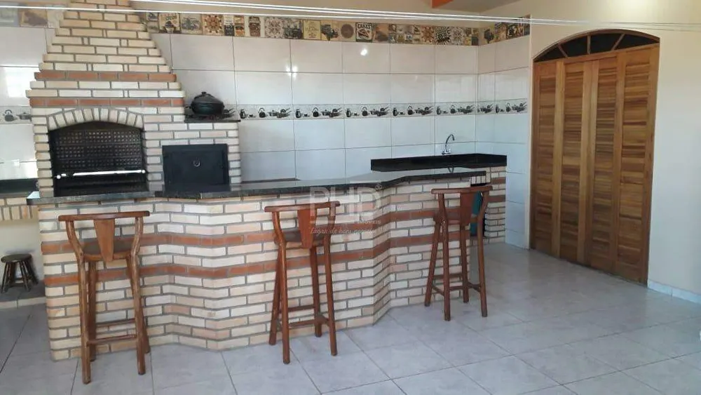 Casa, 3 quartos, 210 m² - Foto 1