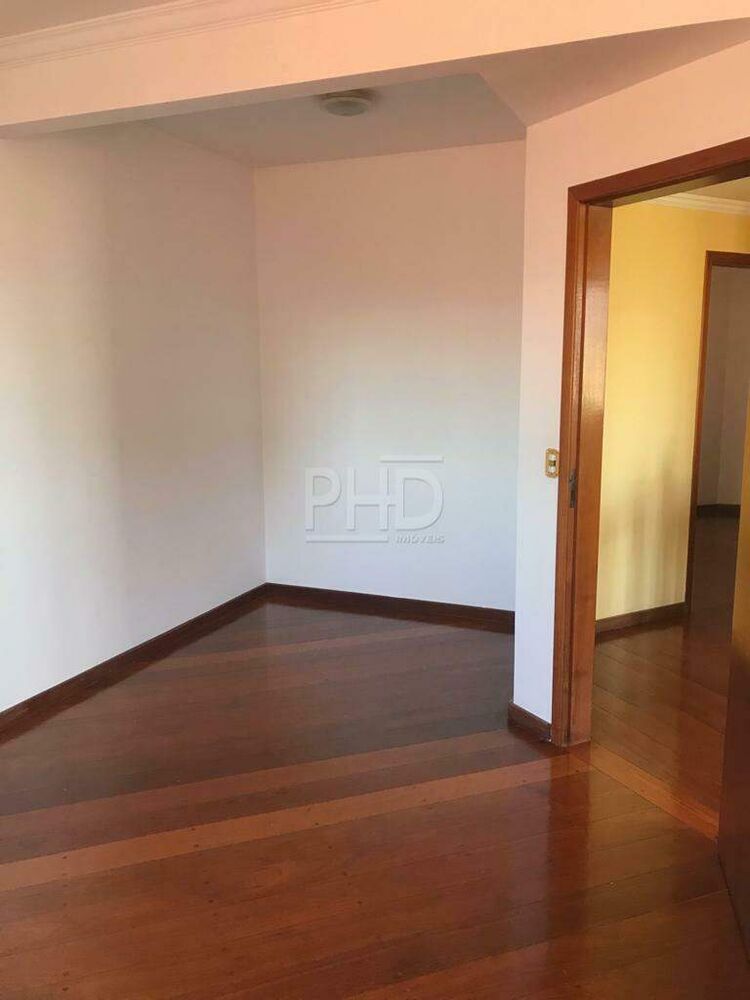 Sobrado, 3 quartos, 194 m² - Foto 2