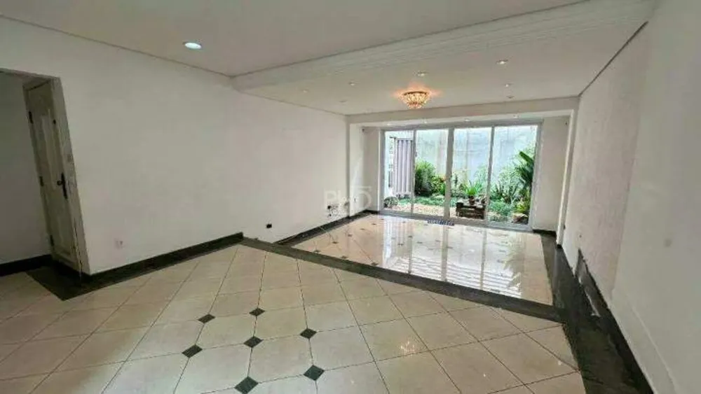 Casa, 3 quartos, 270 m² - Foto 4