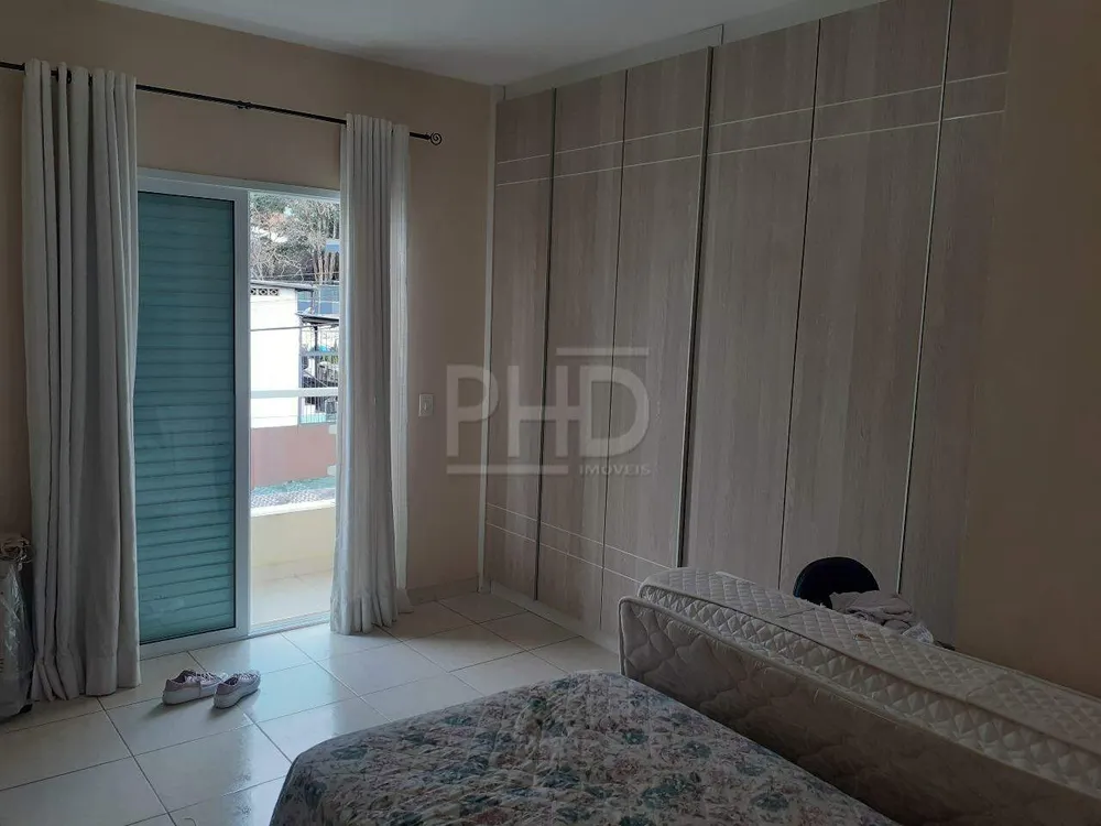 Sobrado, 3 quartos, 249 m² - Foto 4