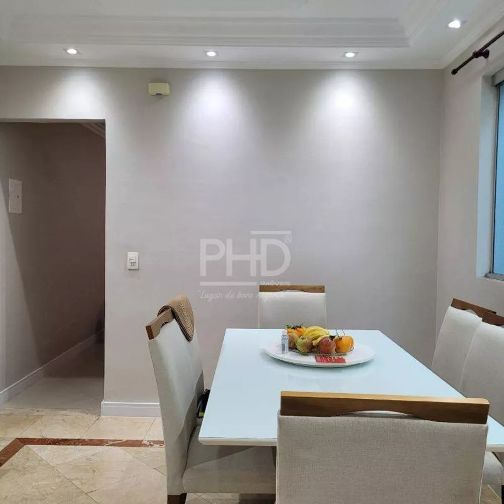 Sobrado à venda com 3 quartos, 173m² - Foto 1