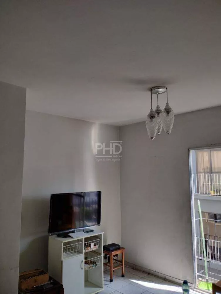 Apartamento à venda com 2 quartos, 68m² - Foto 1