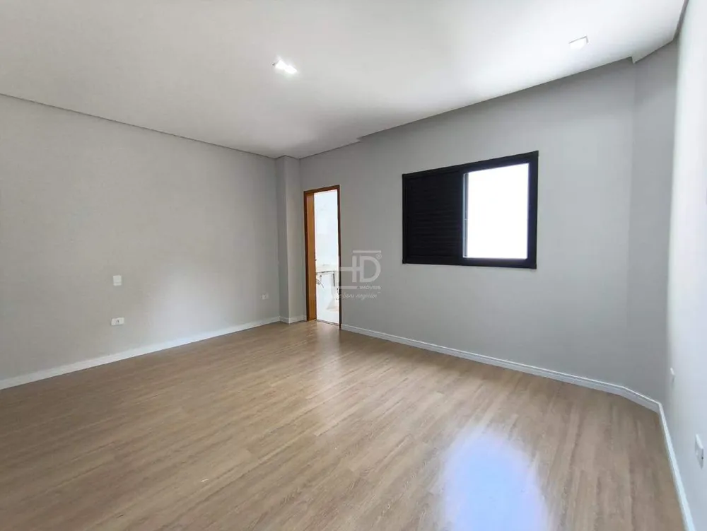 Sobrado, 3 quartos, 200 m² - Foto 1