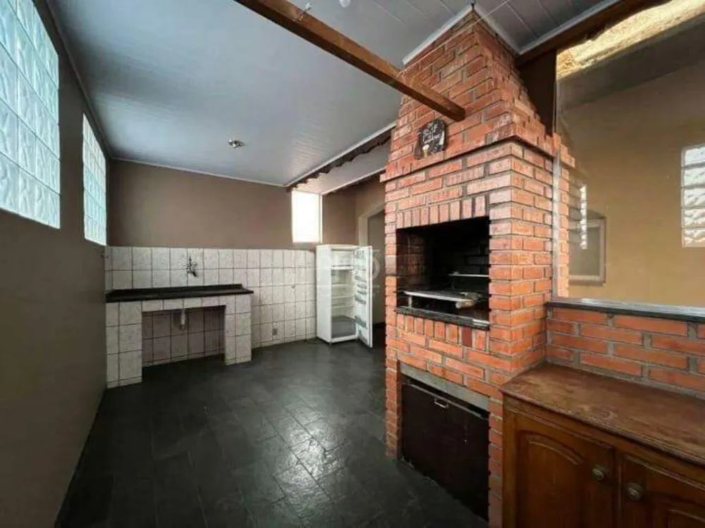 Sobrado, 5 quartos, 318 m² - Foto 2