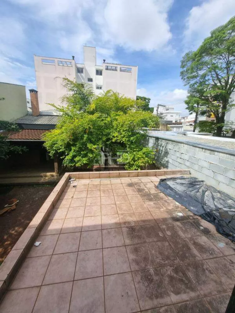 Sobrado para alugar com 3 quartos, 300m² - Foto 3