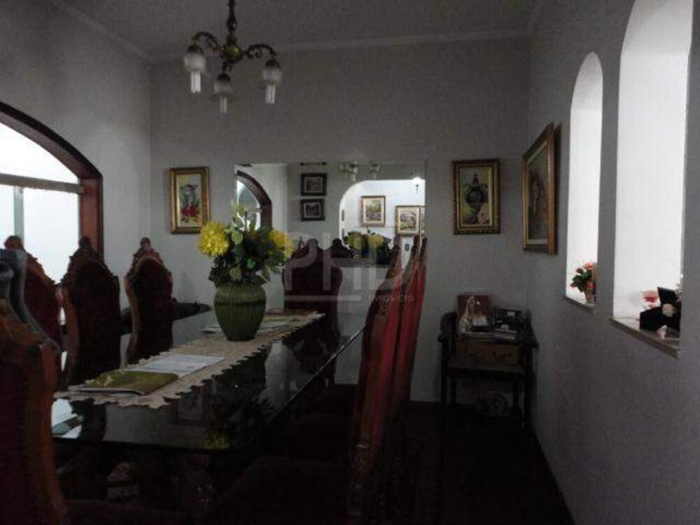 Casa, 3 quartos, 230 m² - Foto 1