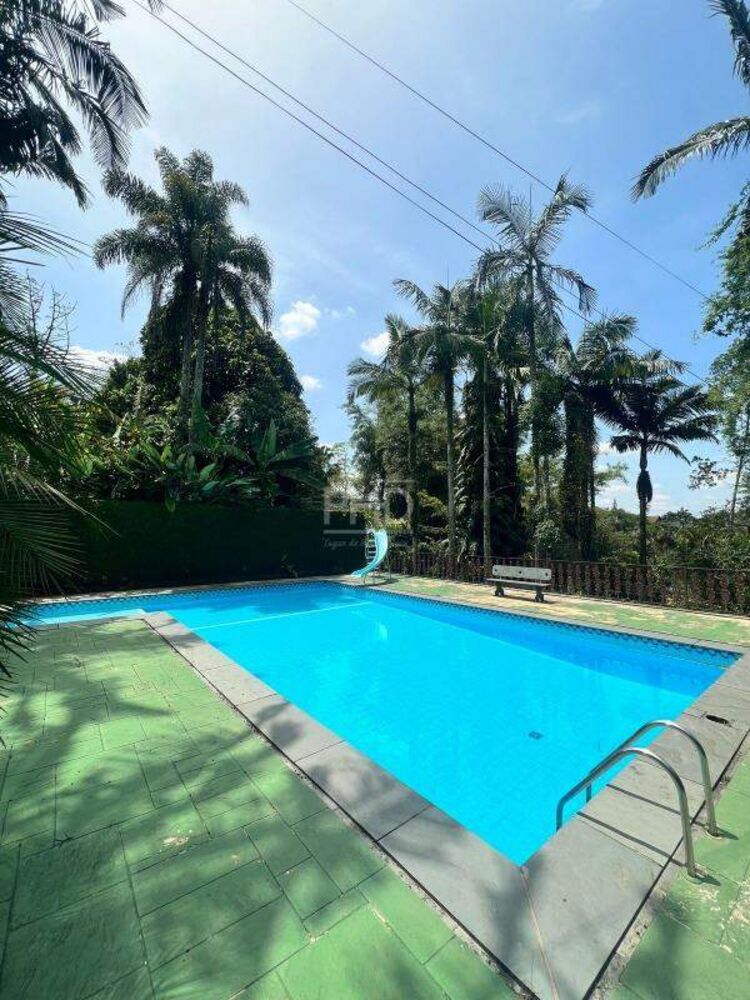 Chácara, 4 quartos, 3002 m² - Foto 1