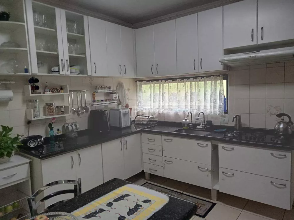 Sobrado à venda com 4 quartos, 208m² - Foto 5