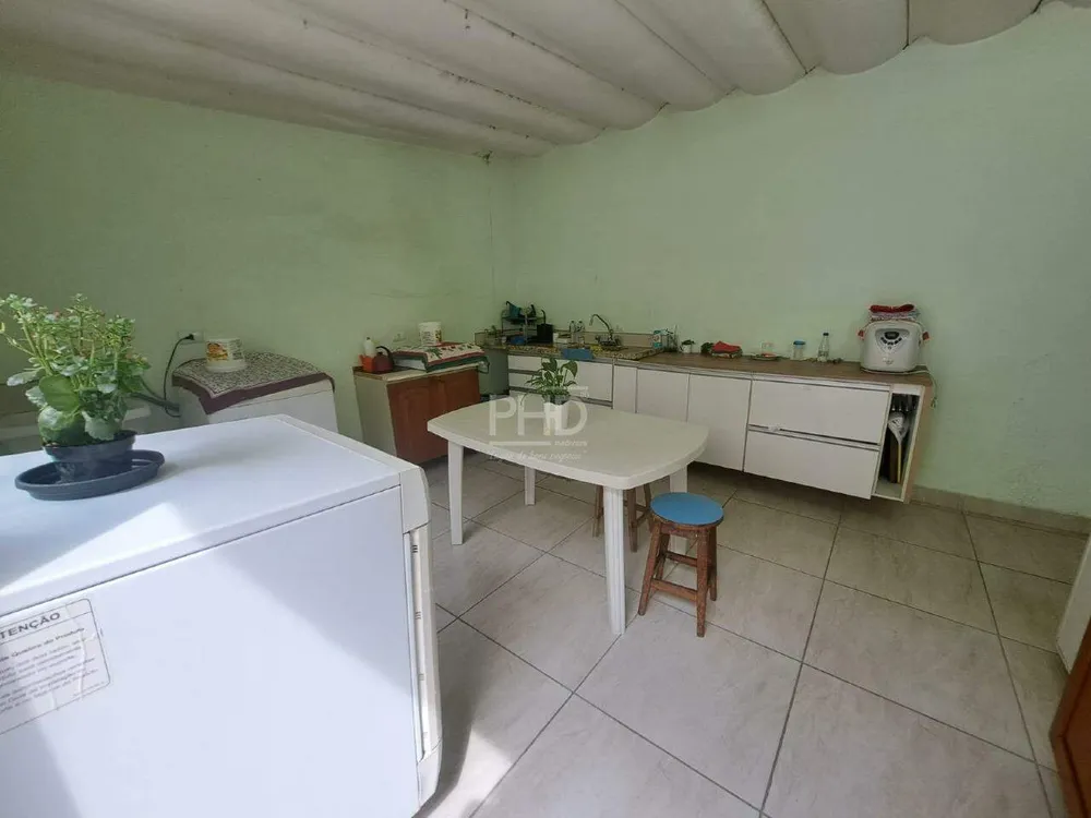 Casa, 4 quartos, 261 m² - Foto 1