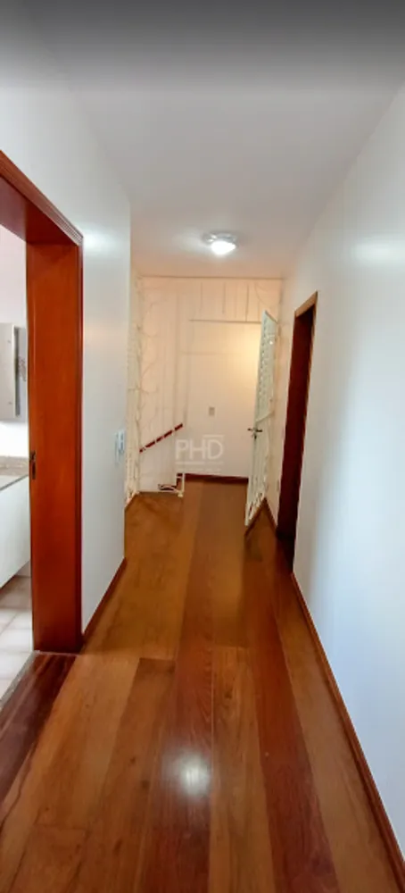 Sobrado, 3 quartos, 301 m² - Foto 1