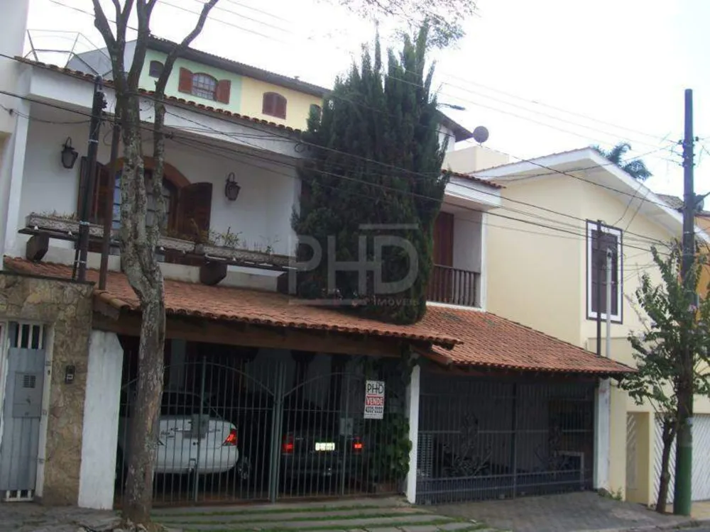 Sobrado, 4 quartos, 240 m² - Foto 1