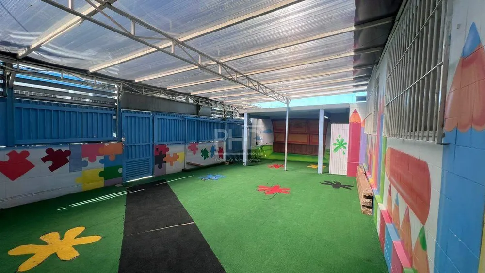 Casa, 3 quartos, 306 m² - Foto 2