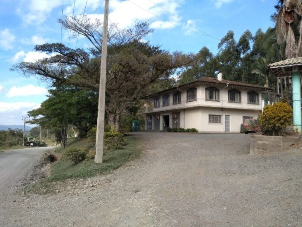 Casa, 6 quartos, 2872 m² - Foto 4