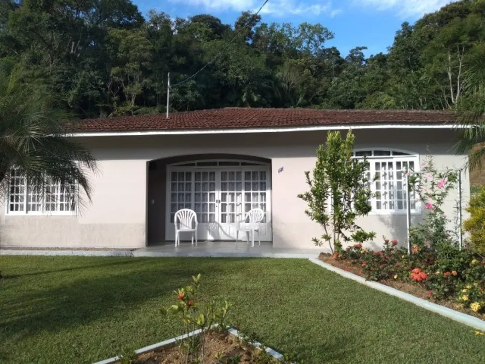 Casa, 4 quartos, 154 m² - Foto 1