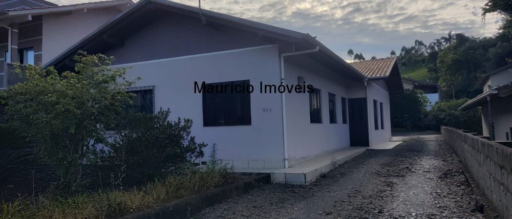Casa, 4 quartos, 186 m² - Foto 1