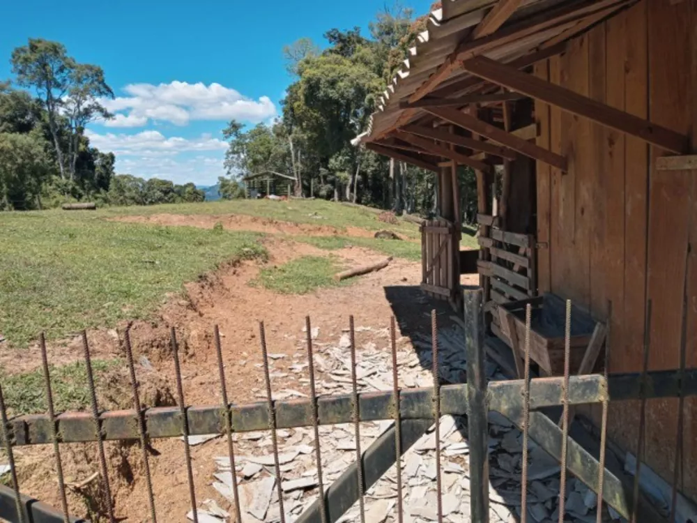Sítio, 2 quartos, 2 hectares - Foto 1