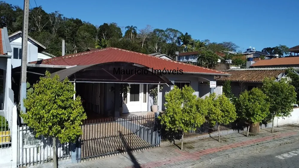 Casa, 3 quartos, 380 m² - Foto 1